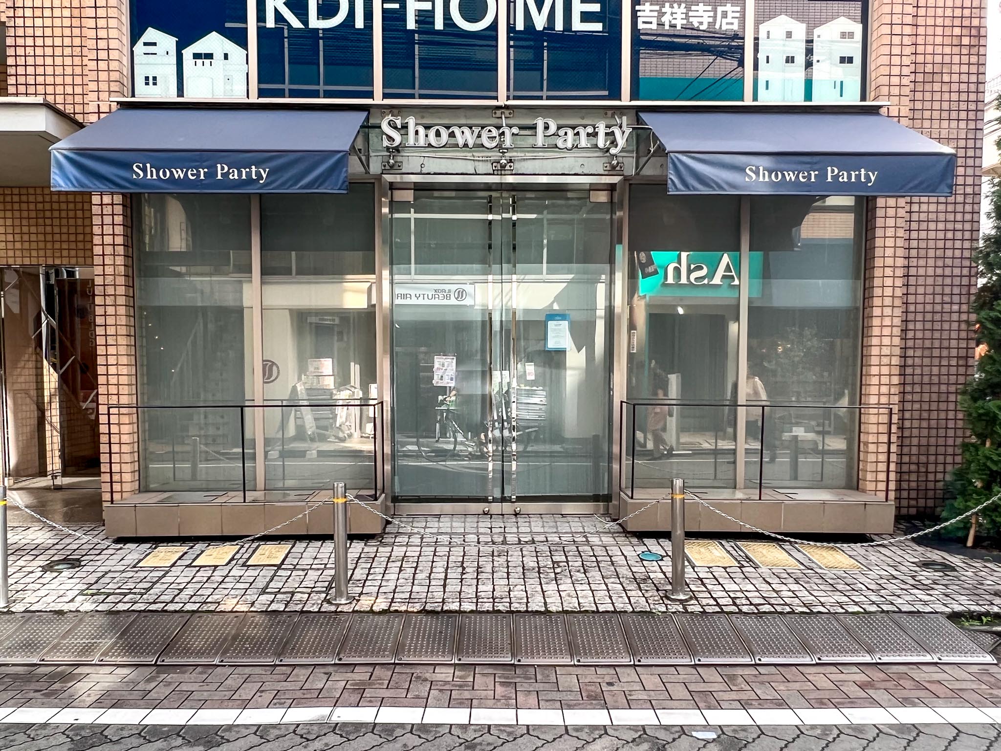 Shower Party吉祥寺店