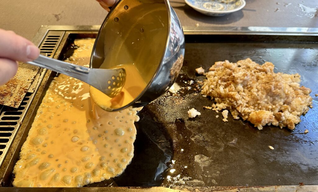 「月島もんじゃ もへじ」吉祥寺の鉄板オムライス