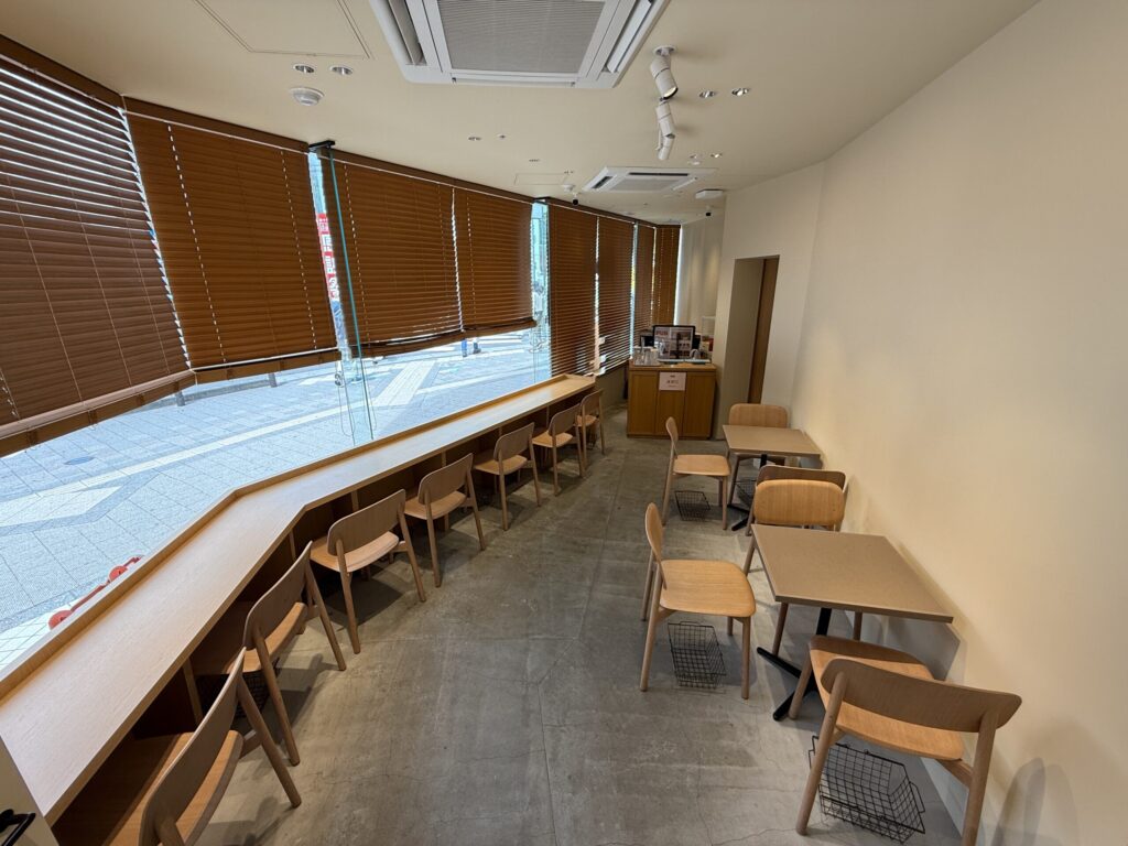 PUG吉祥寺パルコ店1F