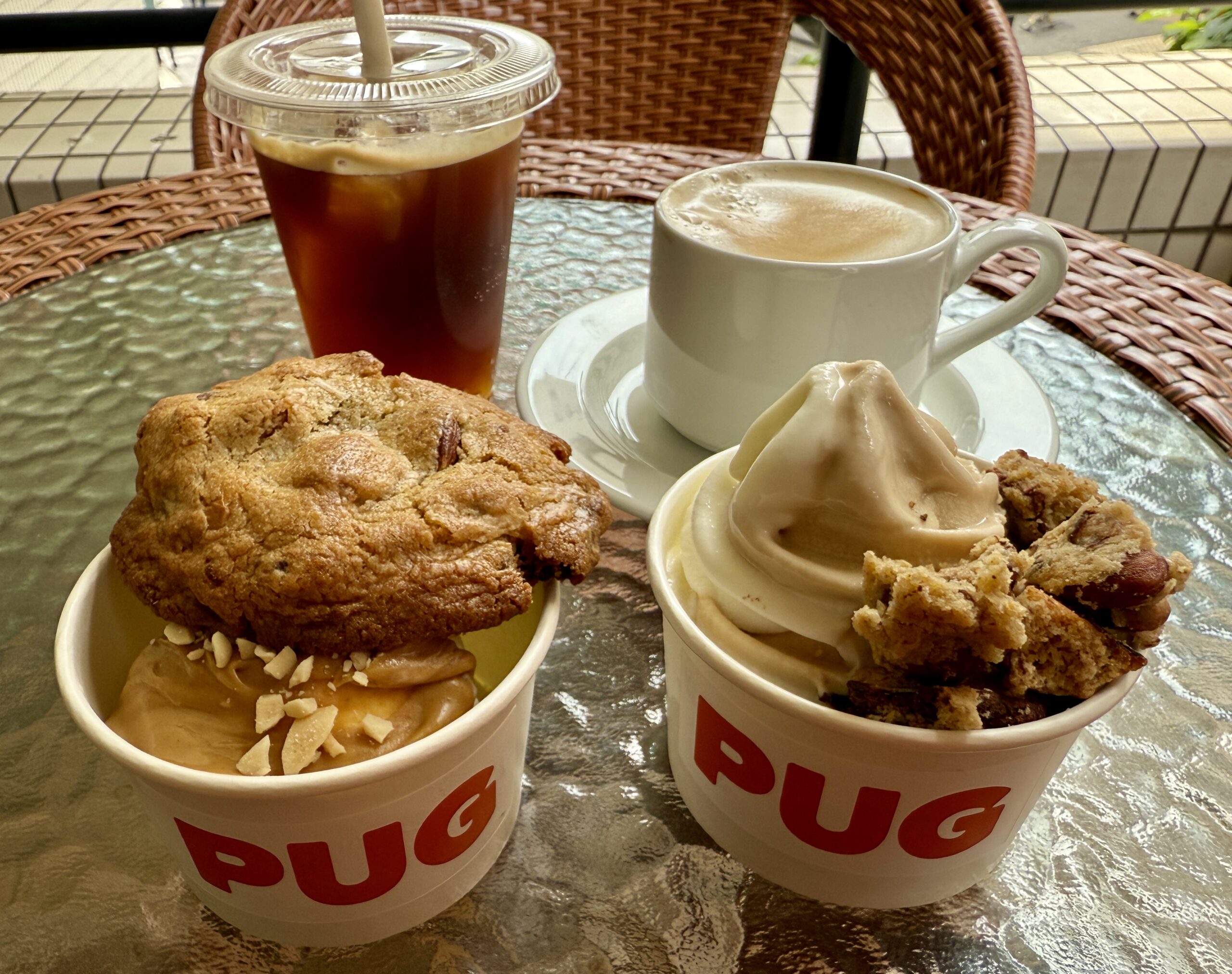 PUG吉祥寺ナッティークッキークランチとクランブルソフト