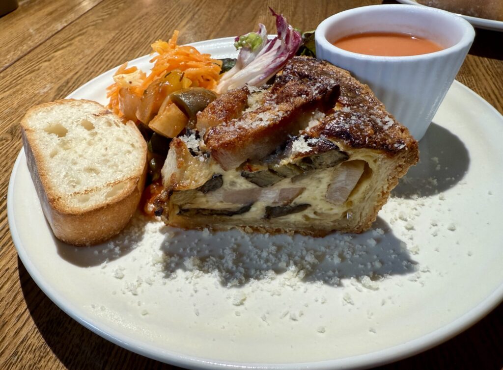 ビストロSuz(ビストロスズ)吉祥寺ランチキッシュ