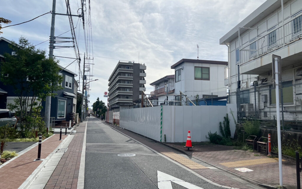 三鷹跨線橋