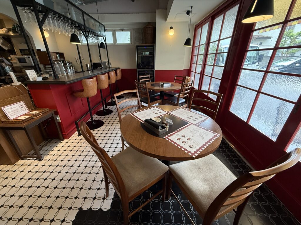 とろけるハンバーグ福よし吉祥寺店　店内