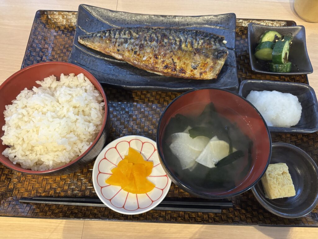 SABA食堂 吉祥寺 小助酒場