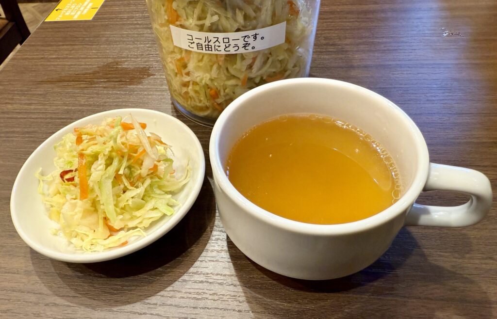 肉オムライス専門店　肉とたまご吉祥寺店コールスロー