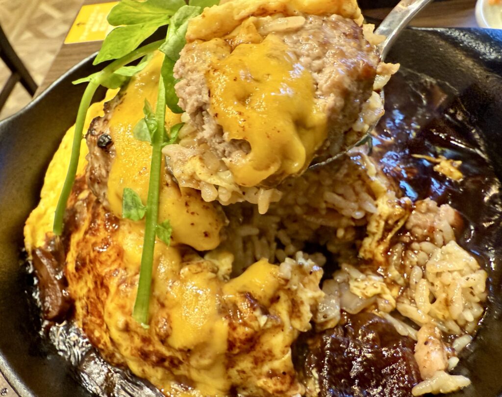 肉オムライス専門店「肉とたまご吉祥寺店」