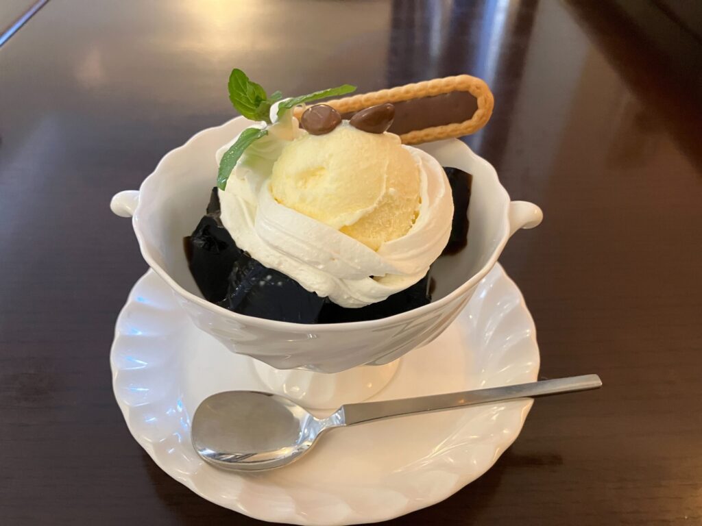 カフェ ド レジェール