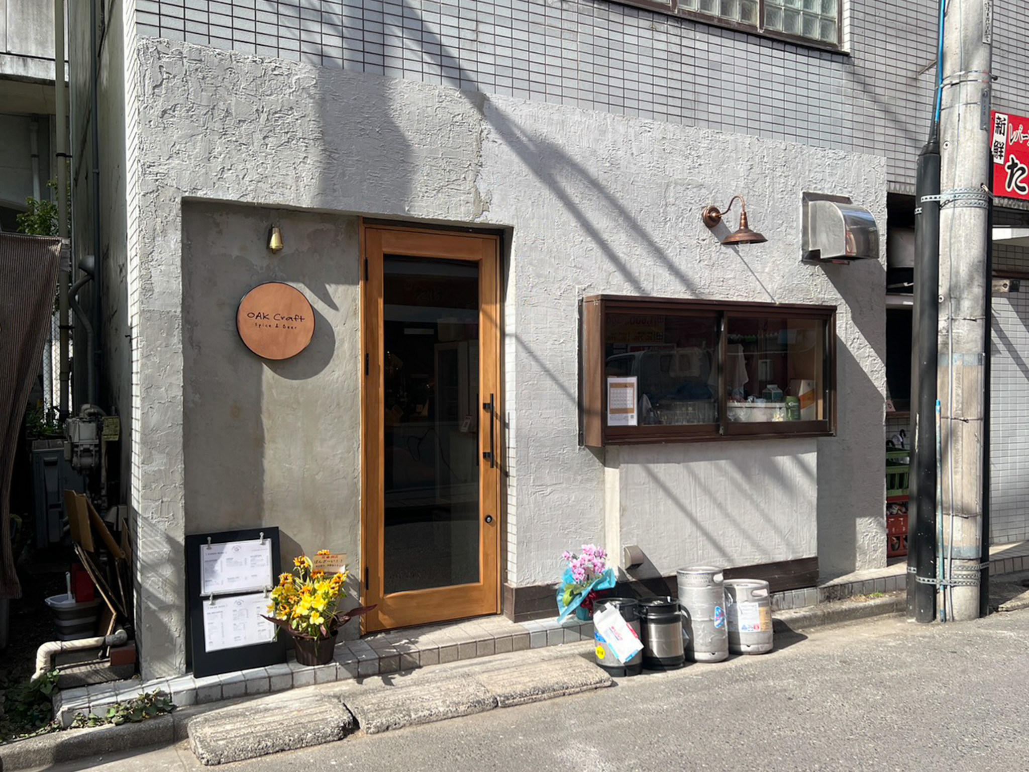 武蔵境に「OAK Craft（オーククラフト）」という樽生クラフトビール6タップ＆特製スパイス料理のお店がオープンしてた