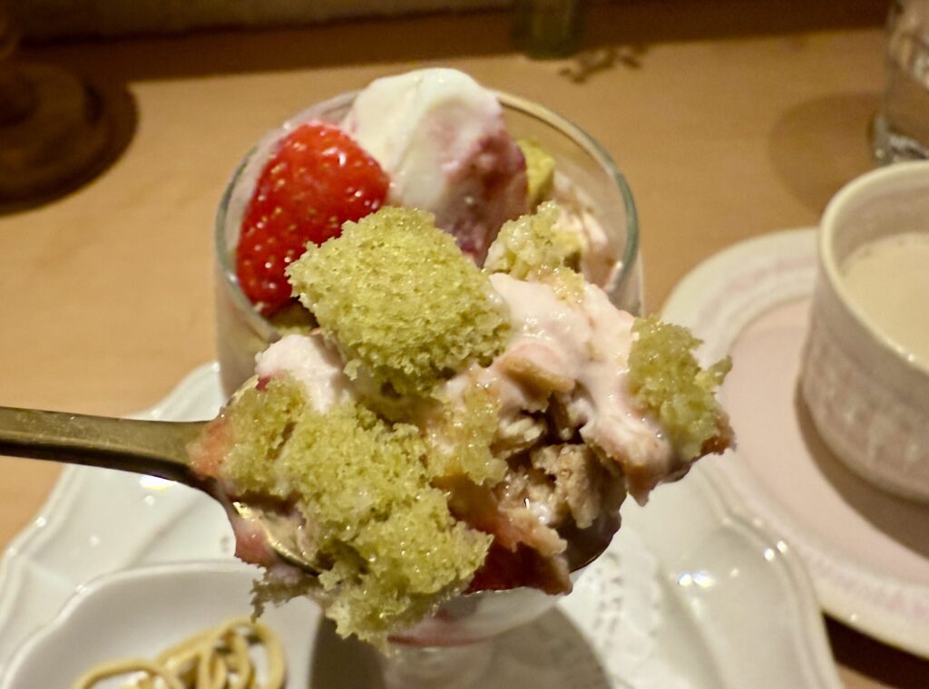 パフェのおみせ余花